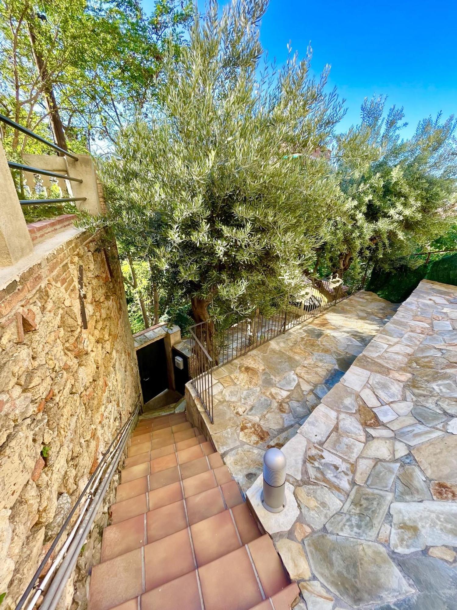Casa Independientegardenviews2 Bedrooms Barcelona Eksteriør bilde